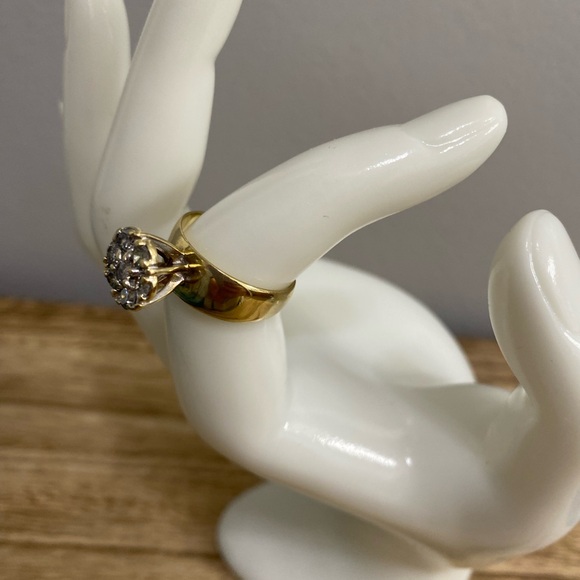 Vintage Diamond cluster ring. 10k gold - Picture 7 of 10
